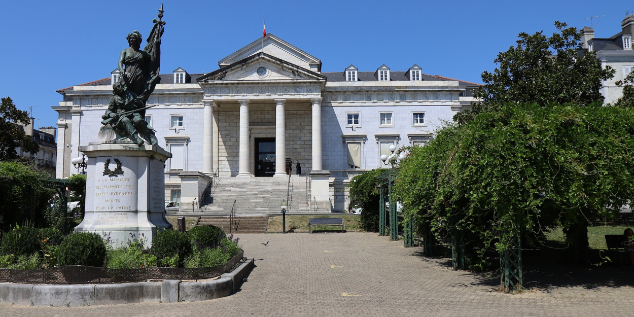 "Atteintes à la laïcité"avis favorable à l'annulation de la suspension d'un directeur d'établissement catholique de Pau