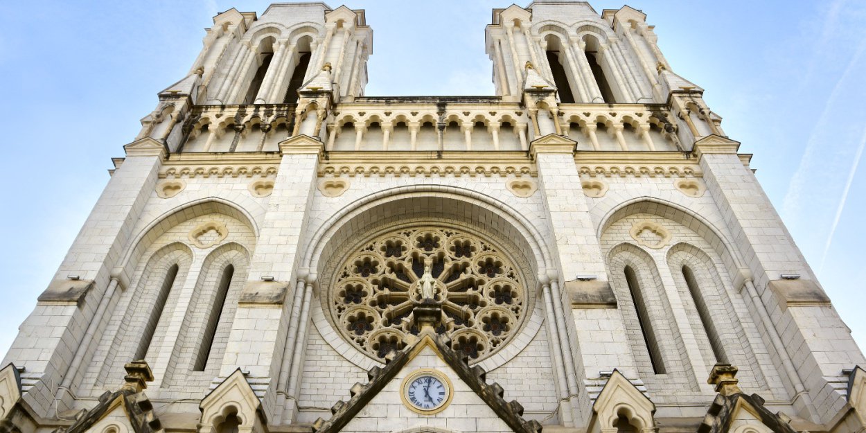 Attentat dans une basilique en Francel'auteur condamné à la perpétuité incompressible