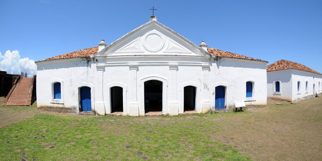 Fusillade dans une église lors du service de Pâques au Brésil