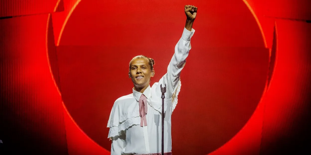 Stromae a-t-il vraiment chanté "Si tu es Dieu" ?