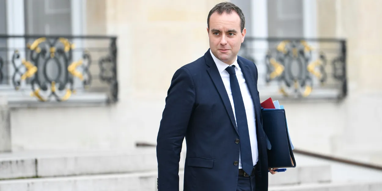 adolescent_nouveau_premier_ministre_songe_devenir_moine