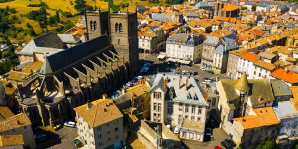 cantal_jamabons_resteront_cathedrale_saint_flour