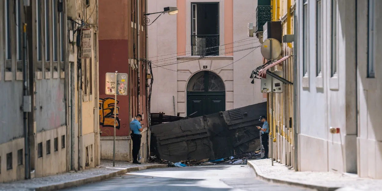 messe_celebree_eglise_apres_deraillement_funiculaire_lisbonne
