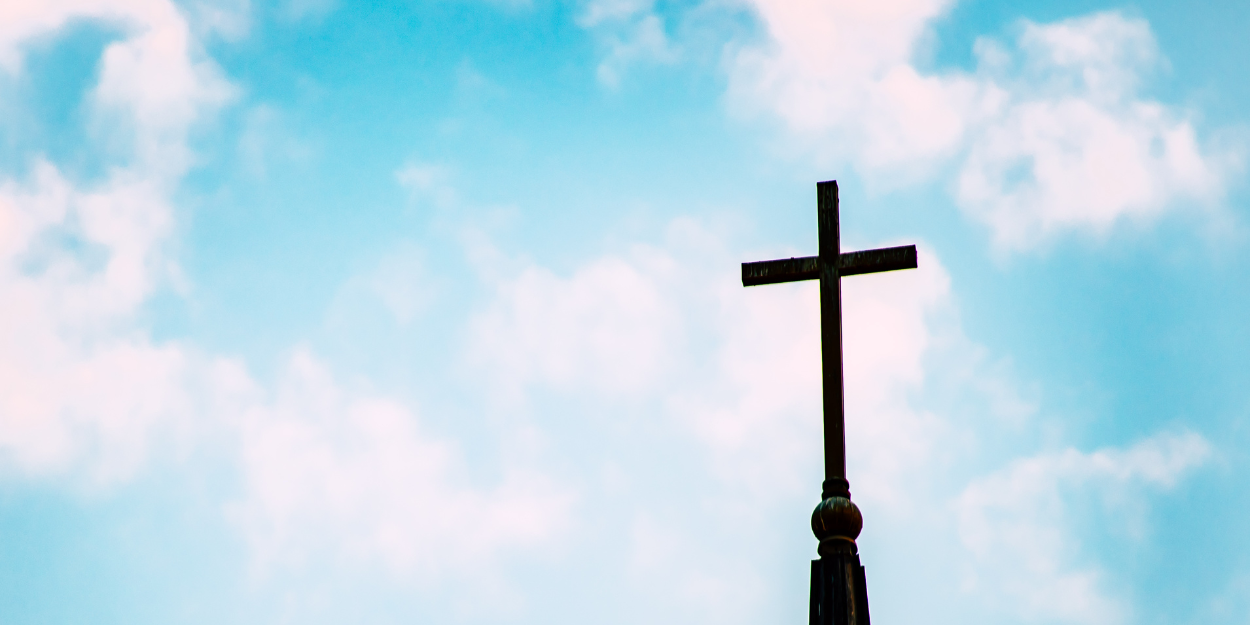 quatorze_personnes_demandent_reparation_eglise_catholique_france_pour_abus_prêtre_polonais