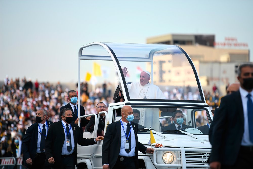 Le pape révèle avoir échappé à deux tentatives d'attentats en Irak en 2021