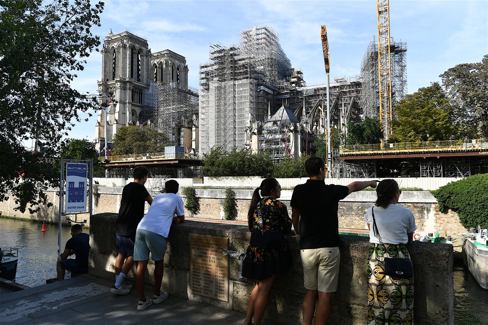 Reconstruction de Notre-Dame de Paris: un haut-fonctionnaire succède à un général, décédé