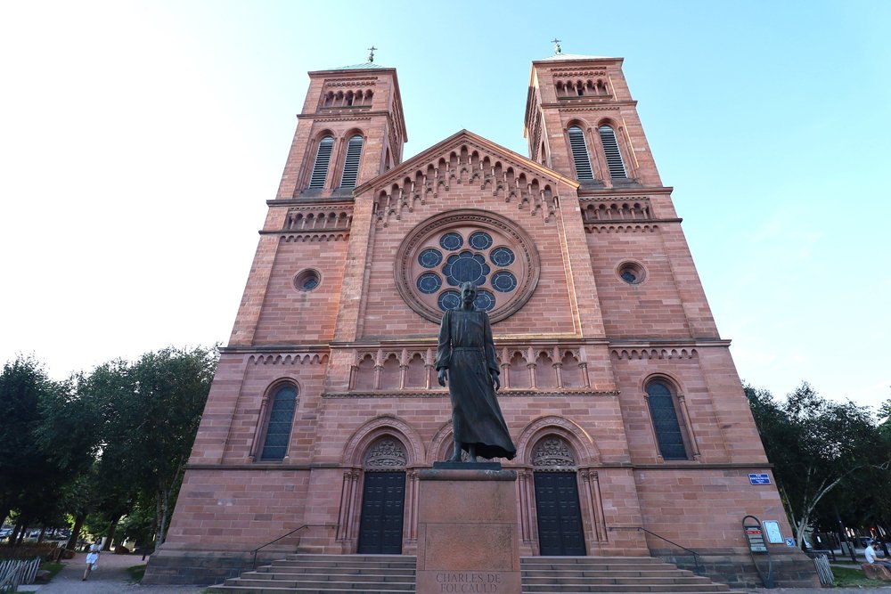 Eglises dégradées à Strasbourg: un homme arrêté et interné en Allemagne